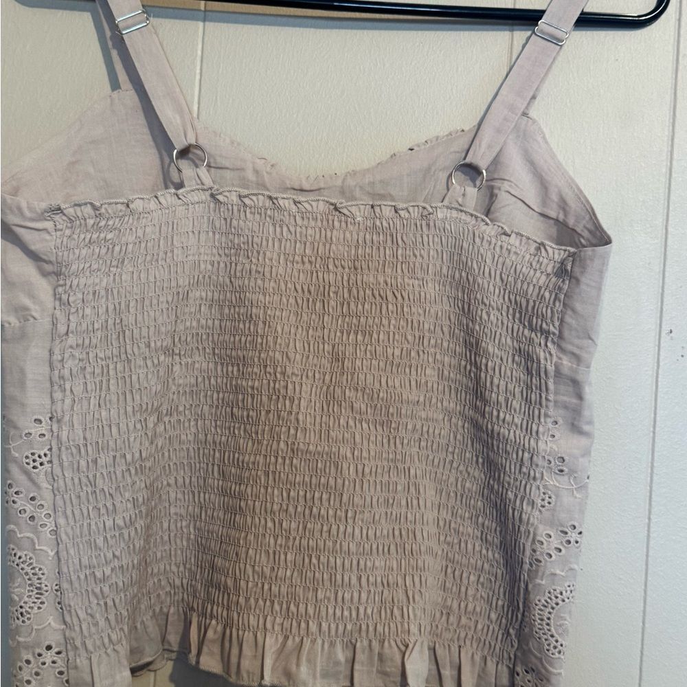 URBAN ROMANTICS WOMEN LARGE Elegant Eyelet TANK/Camisole %100 cotton BOHO‎ INDIE - Picture 2 of 6